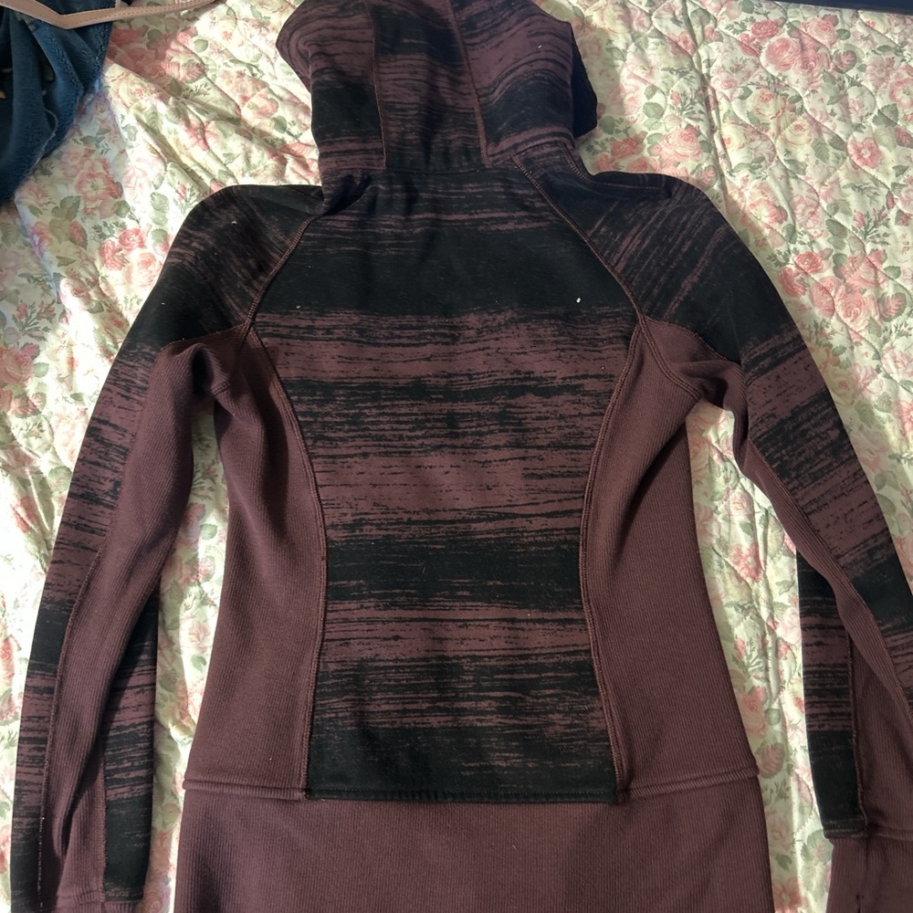 Lululemon full zip